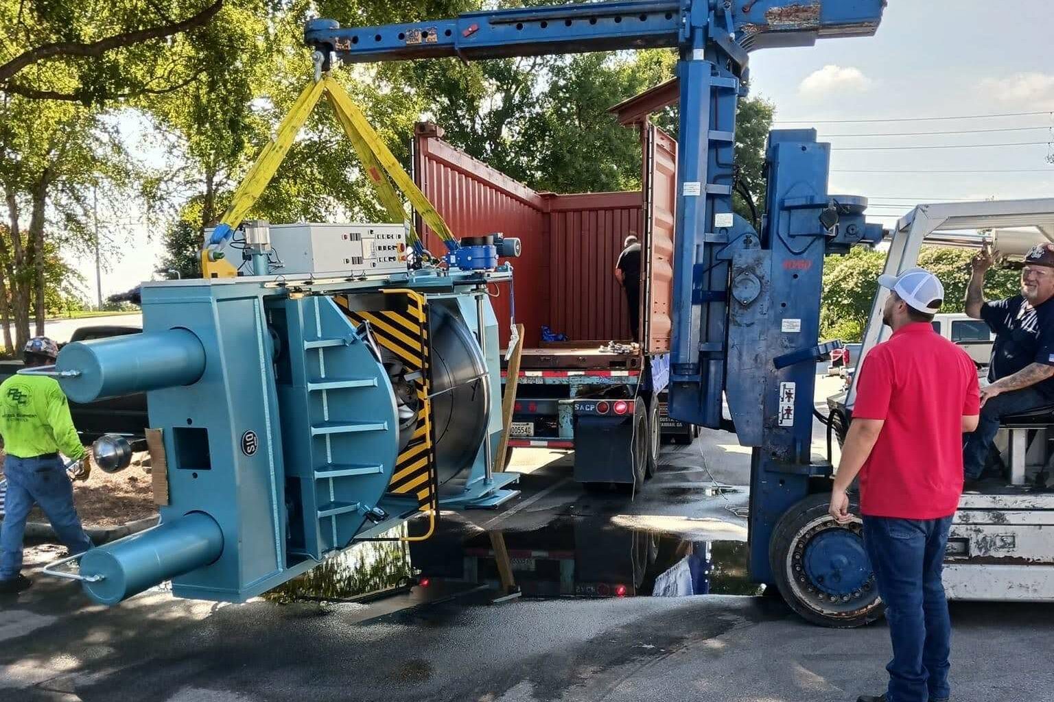 Working with PEC for Crane Rigging Services