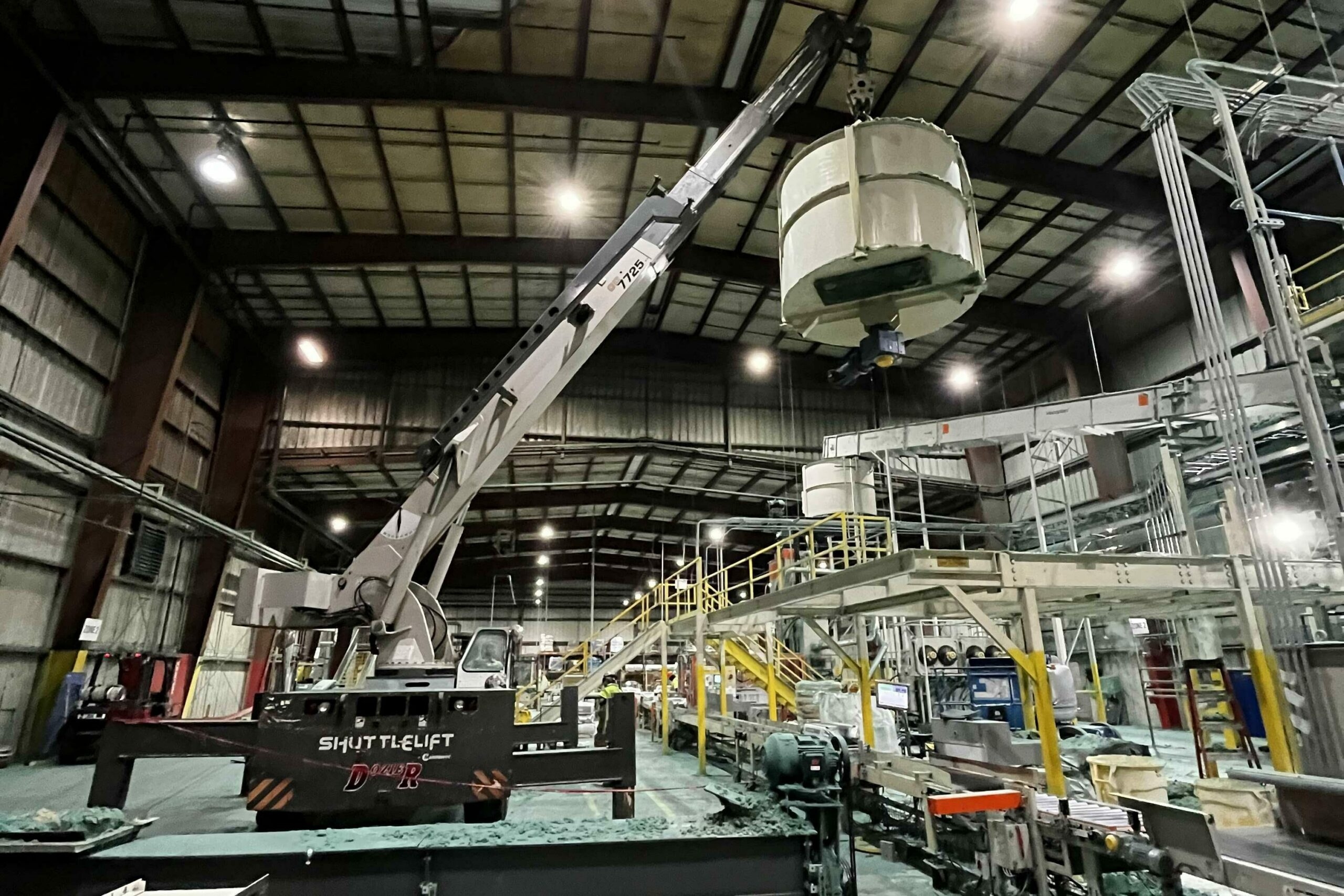 Crane Rigging Services in an industrial environment